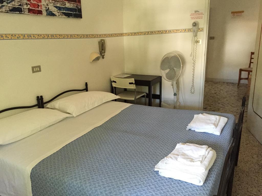 Hotel Zaghini Rimini Room photo