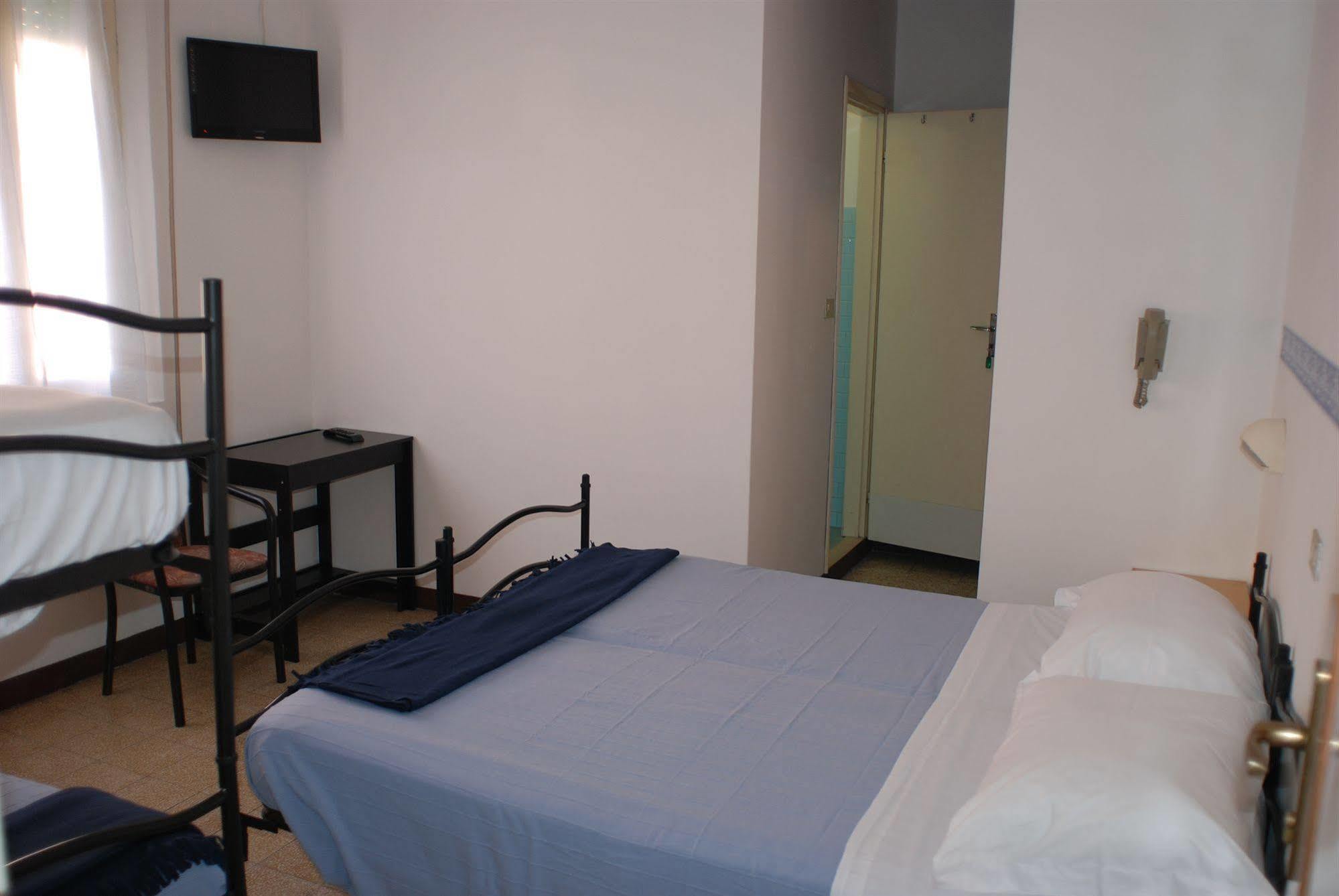 Hotel Zaghini Rimini Exterior photo