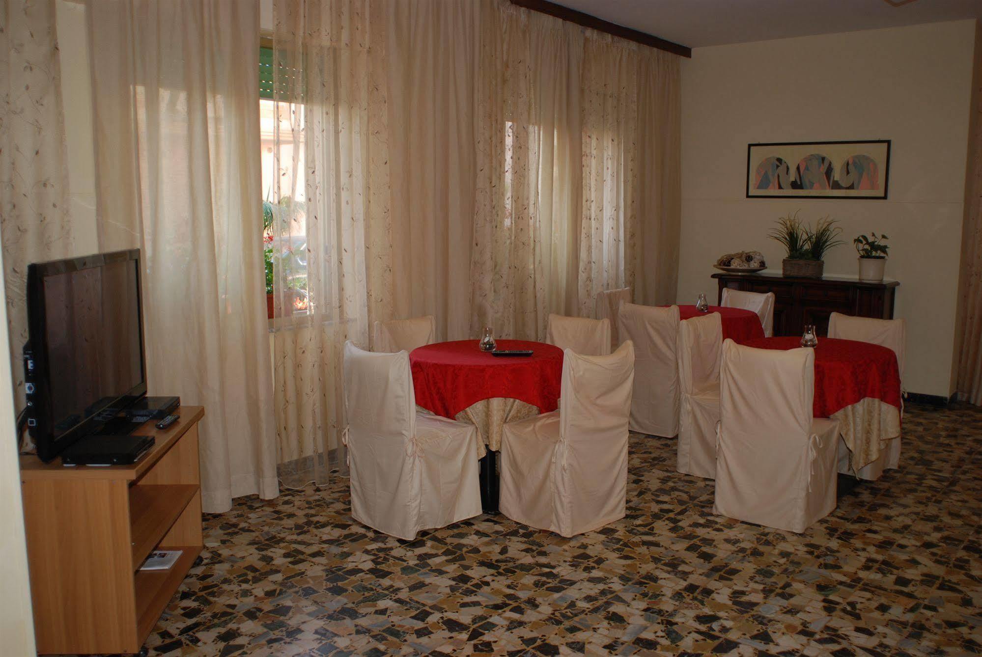 Hotel Zaghini Rimini Exterior photo